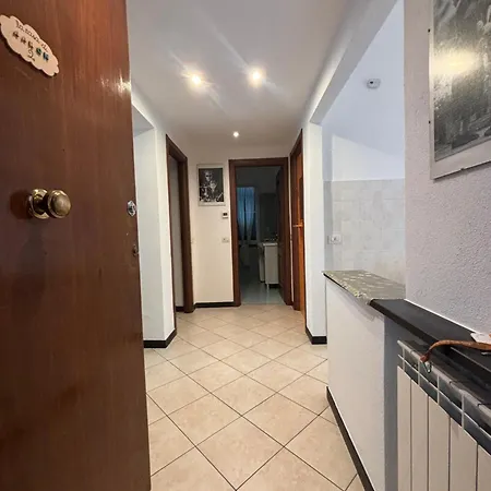 La Casa Di Aaron 2 *