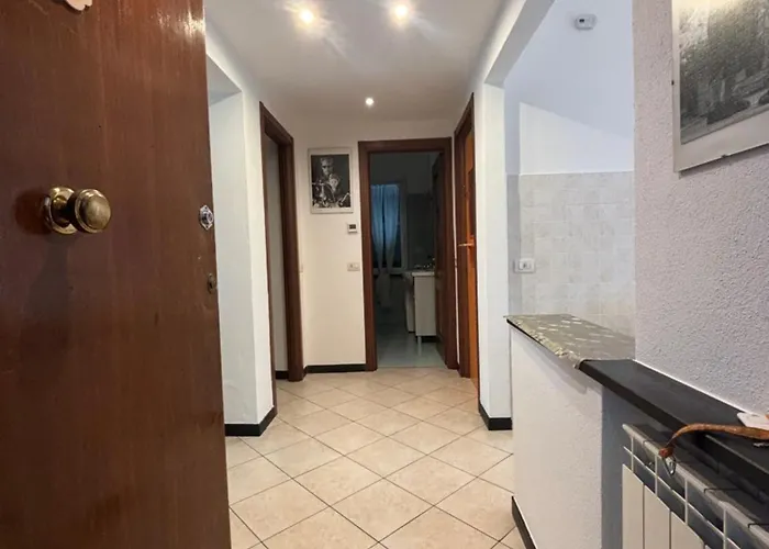 La Casa Di Aaron 2 *